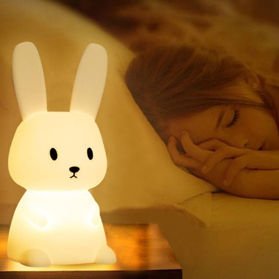 Veilleuse Bébé - Lapin - Assis - Bebe Fripouille